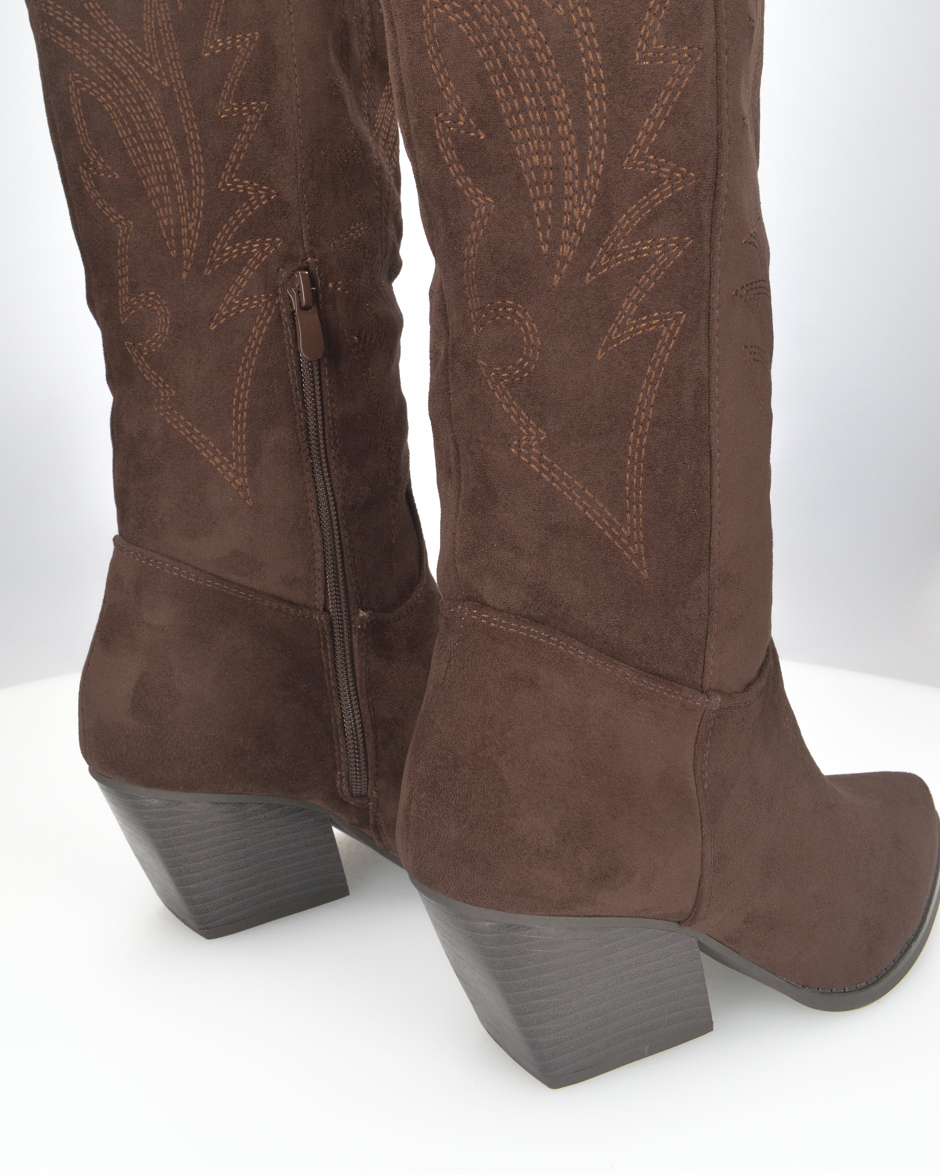 CHRYSA - tall brown Western boots with embroidered designs and zip closure