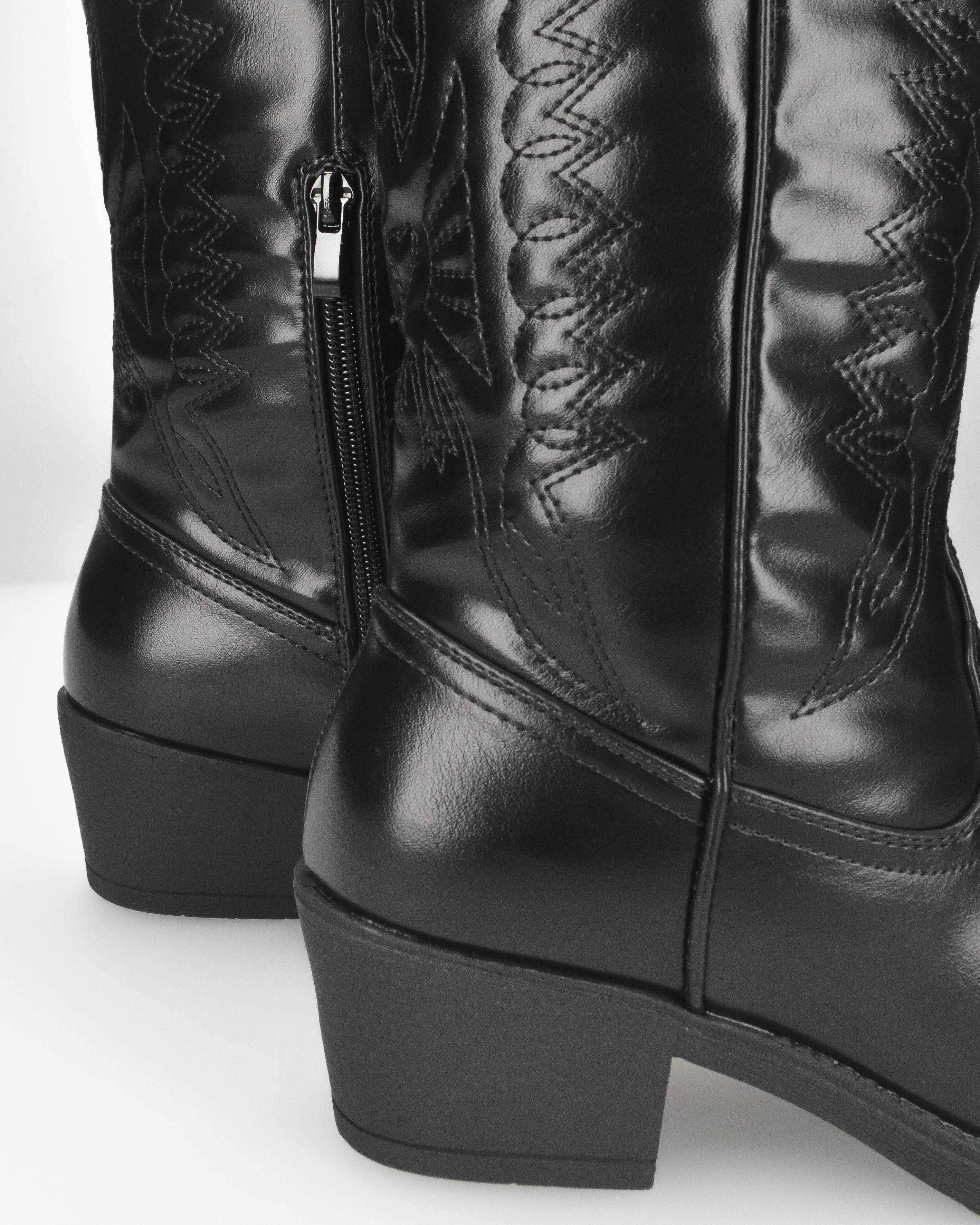 BONNIE - glossy black Western ankle boots with decorative embroidery