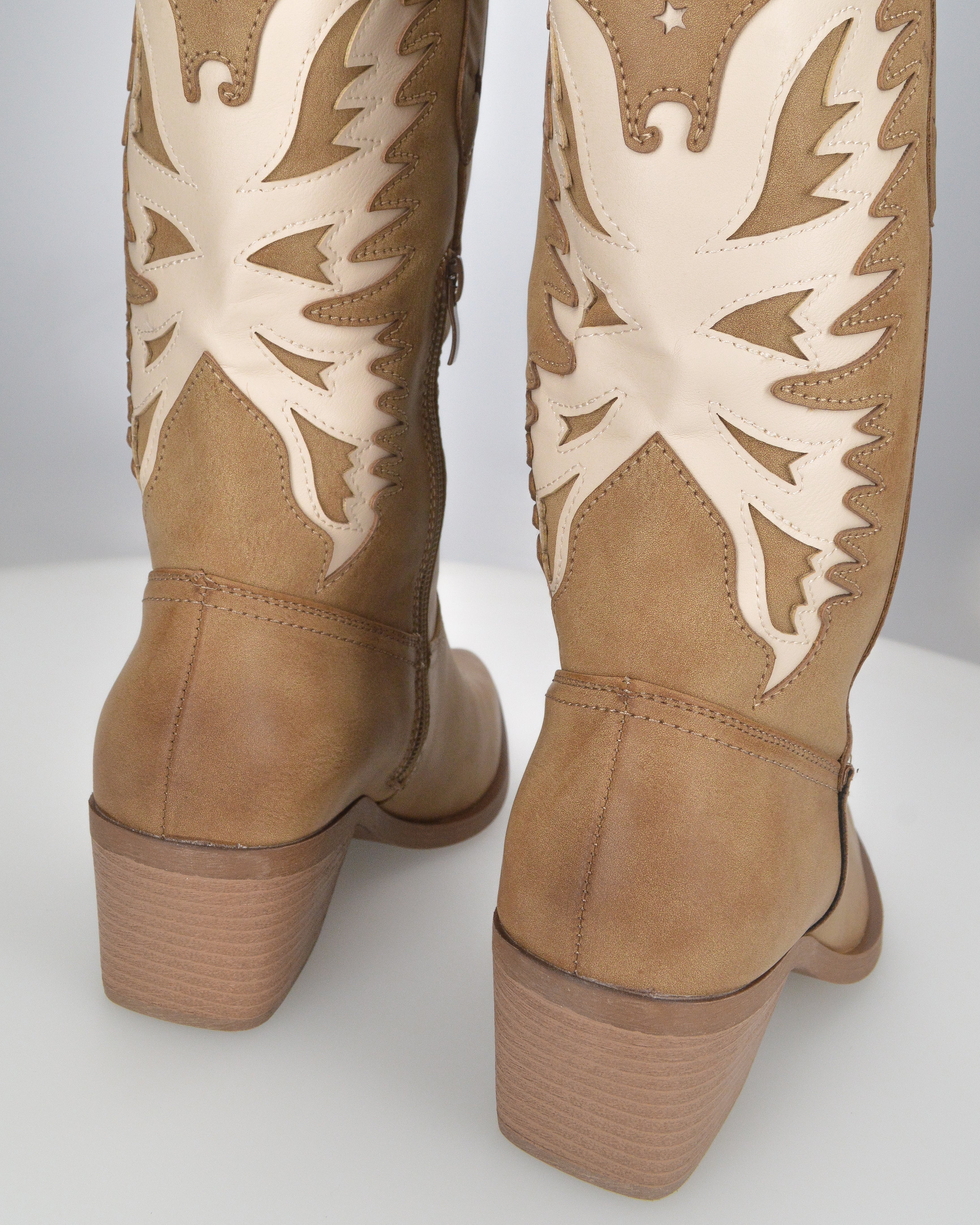 IRENE - beige Western boots with light beige designs